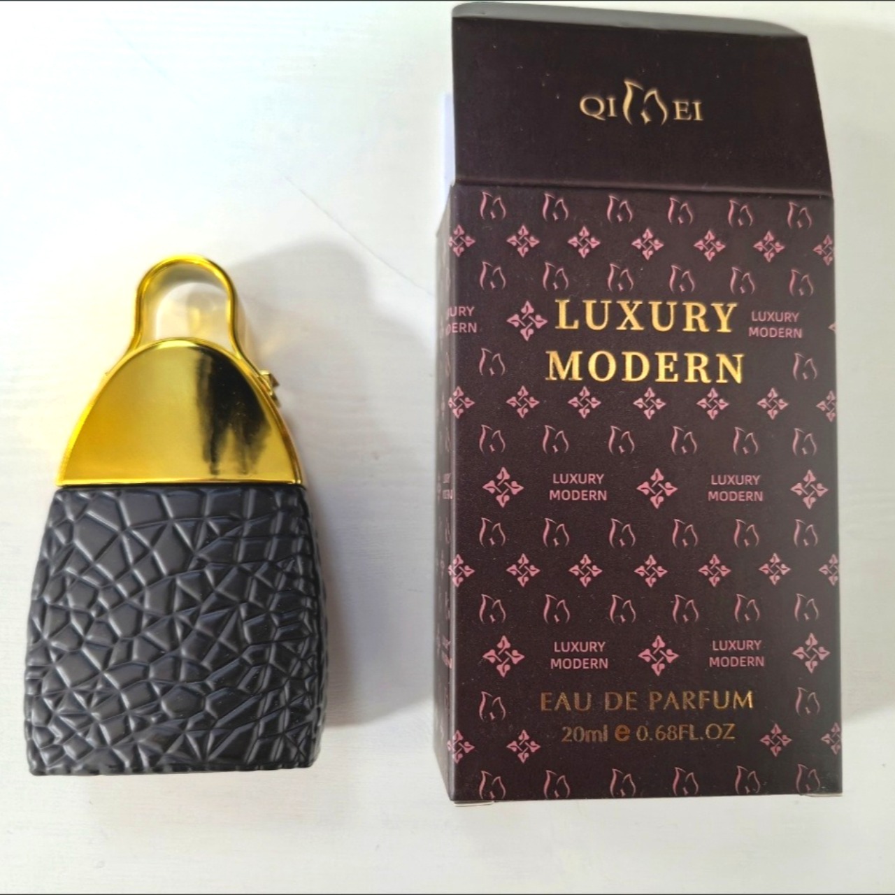 Women'S Perfume Rose Fragrance - عطر نسائي أنيق برائحة زهور طويلة