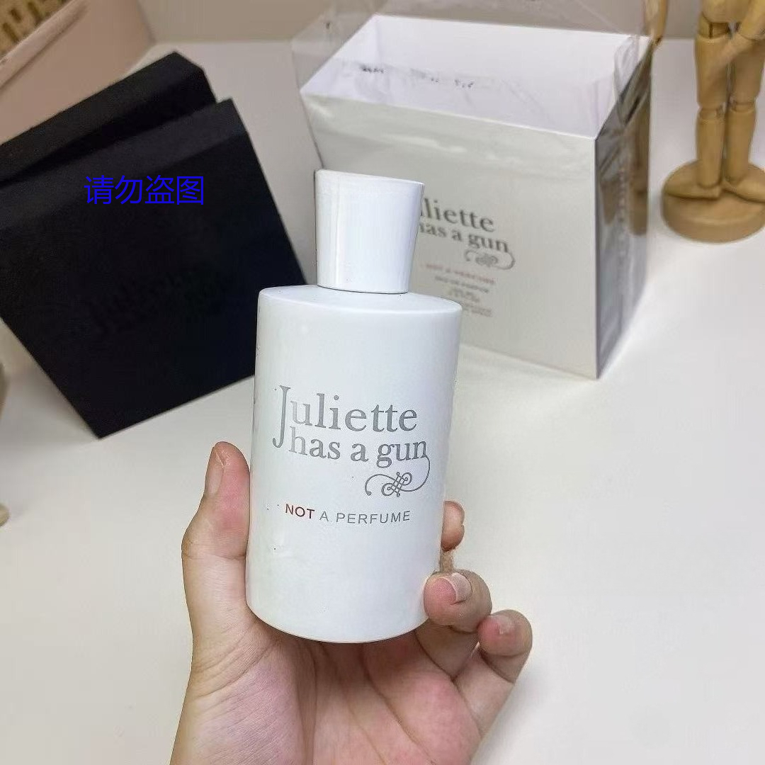 عطر فاخر 100 مل للنساء والرجال - مراجعة Perfume Top Fragrance وسعره