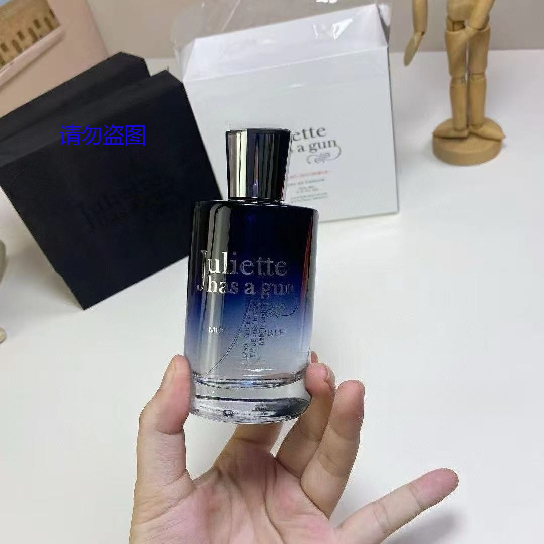 عطر فاخر 100 مل للنساء والرجال - مراجعة Perfume Top Fragrance وسعره
